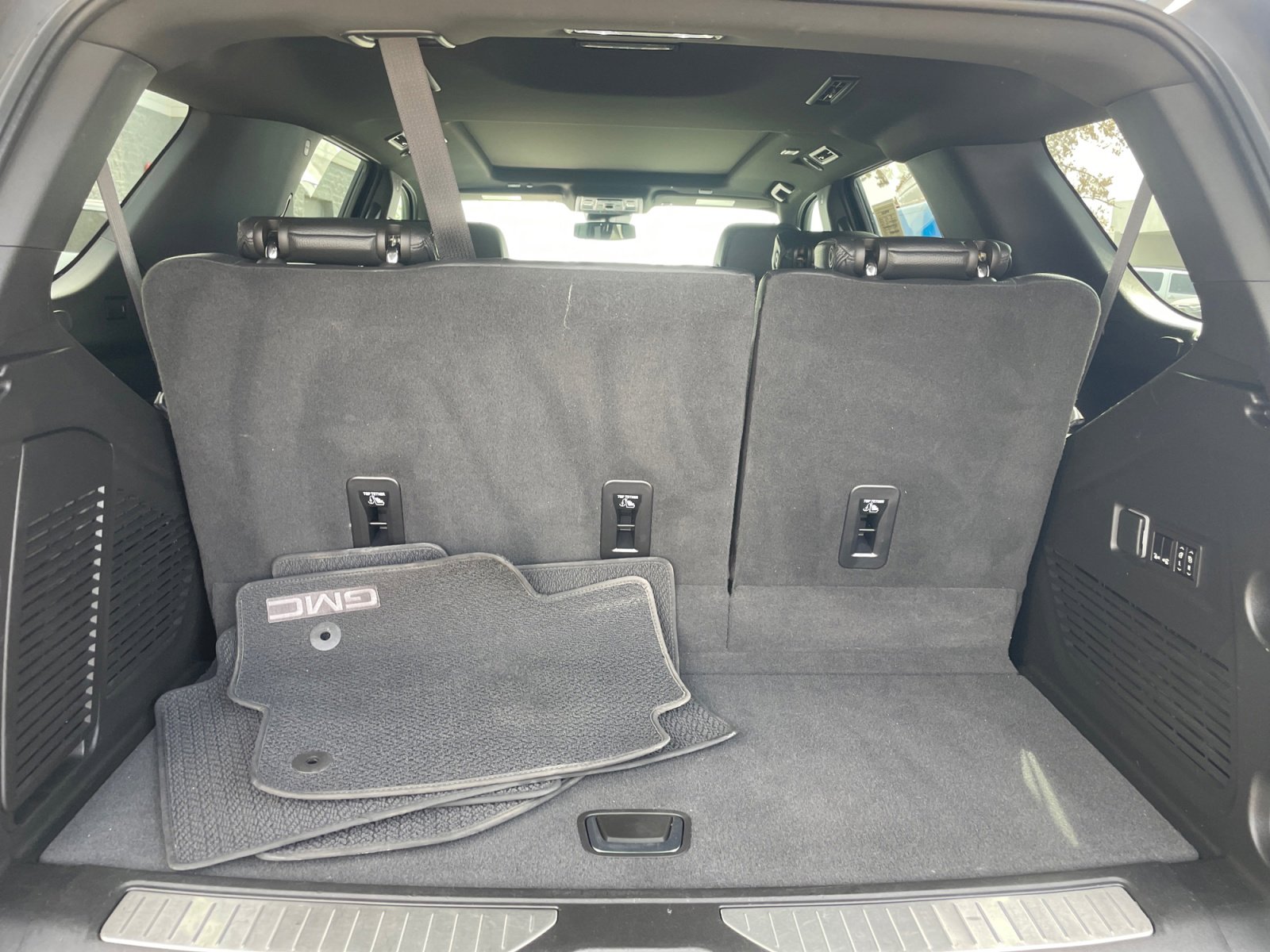 Used 2023 GMC Yukon Denali w/ Max Trailering Package image 28