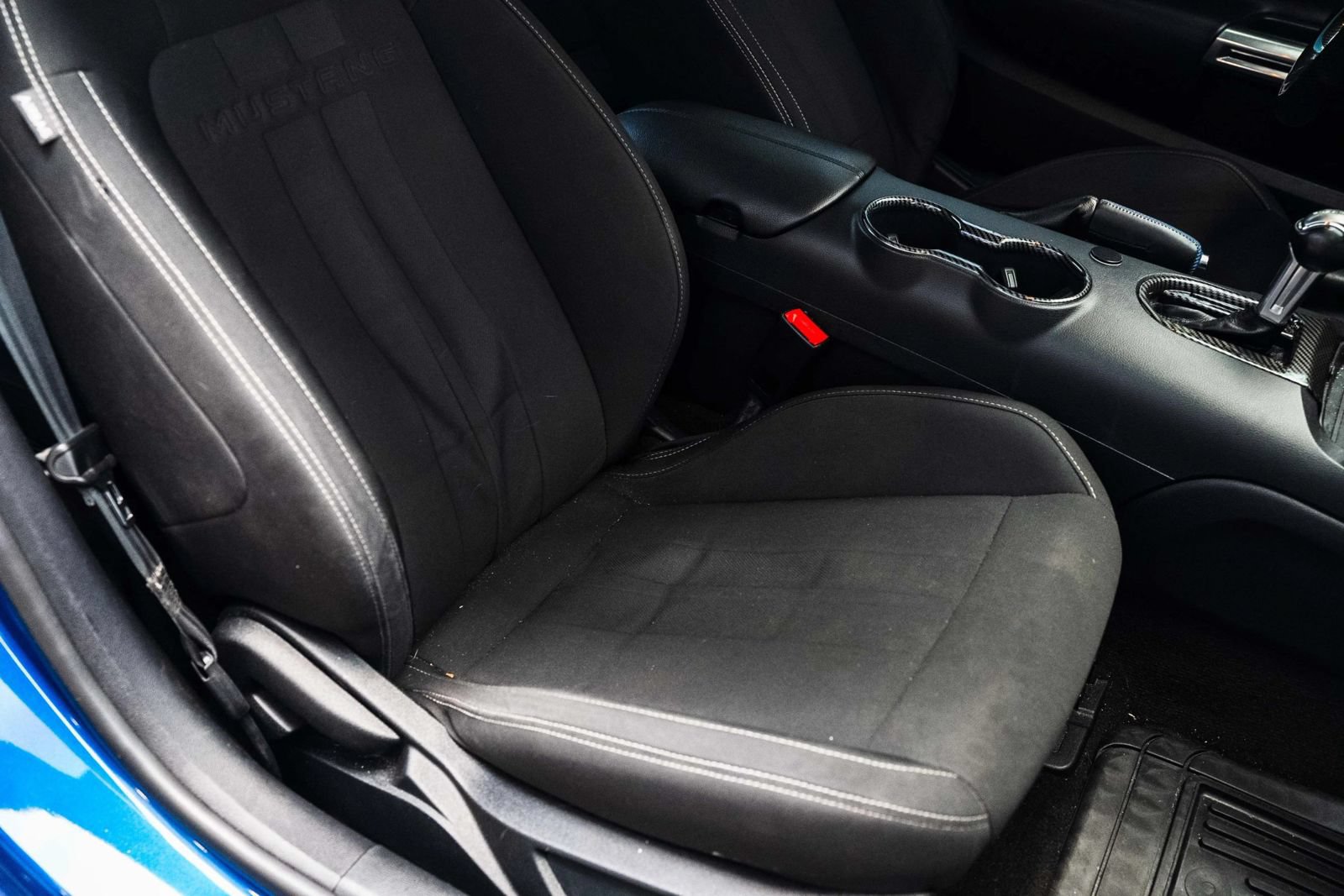 Used 2018 Ford Mustang GT w/ Black Accent Package RWD image 15