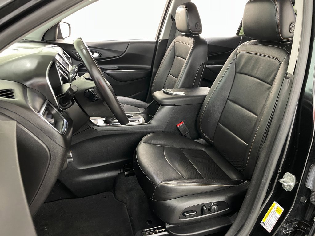 Certified 2020 Chevrolet Equinox LT w/ Midnight Edition image 23