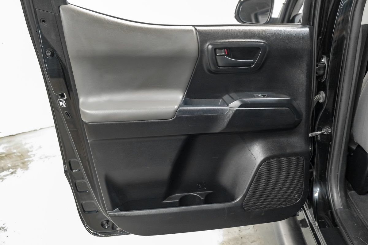 Used 2018 Toyota Tacoma SR w/ SR Convenience Package AWD/4WD image 41
