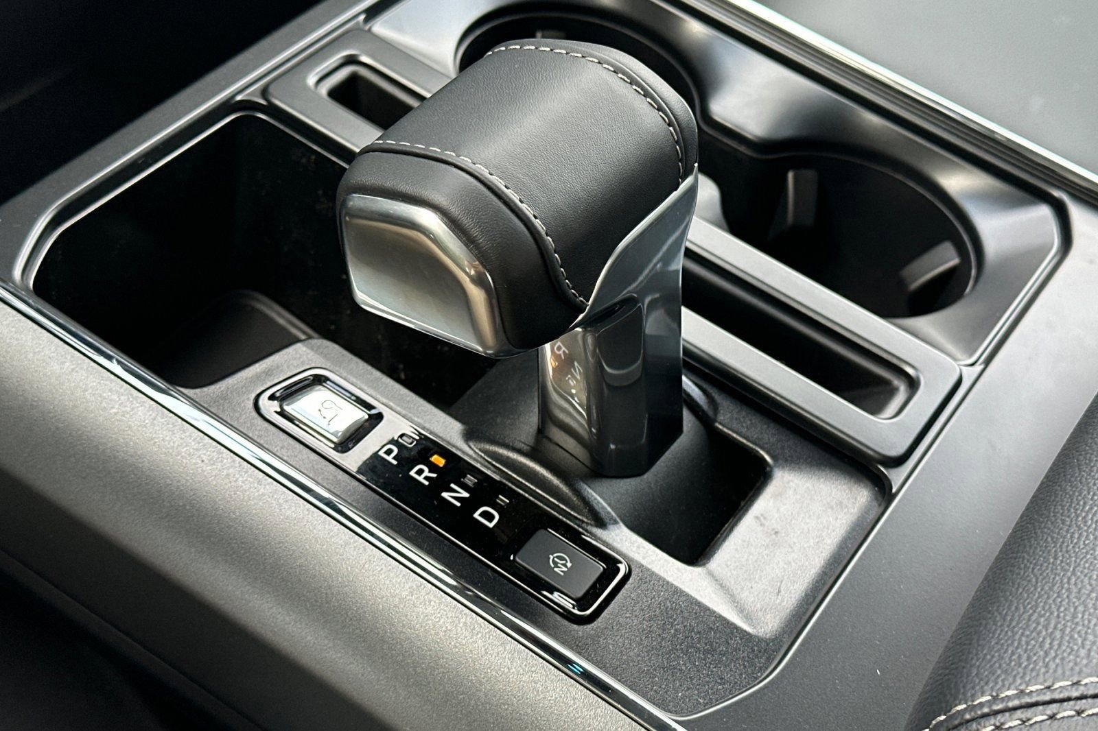 New 2025 Ford F150 Lightning Flash image 18