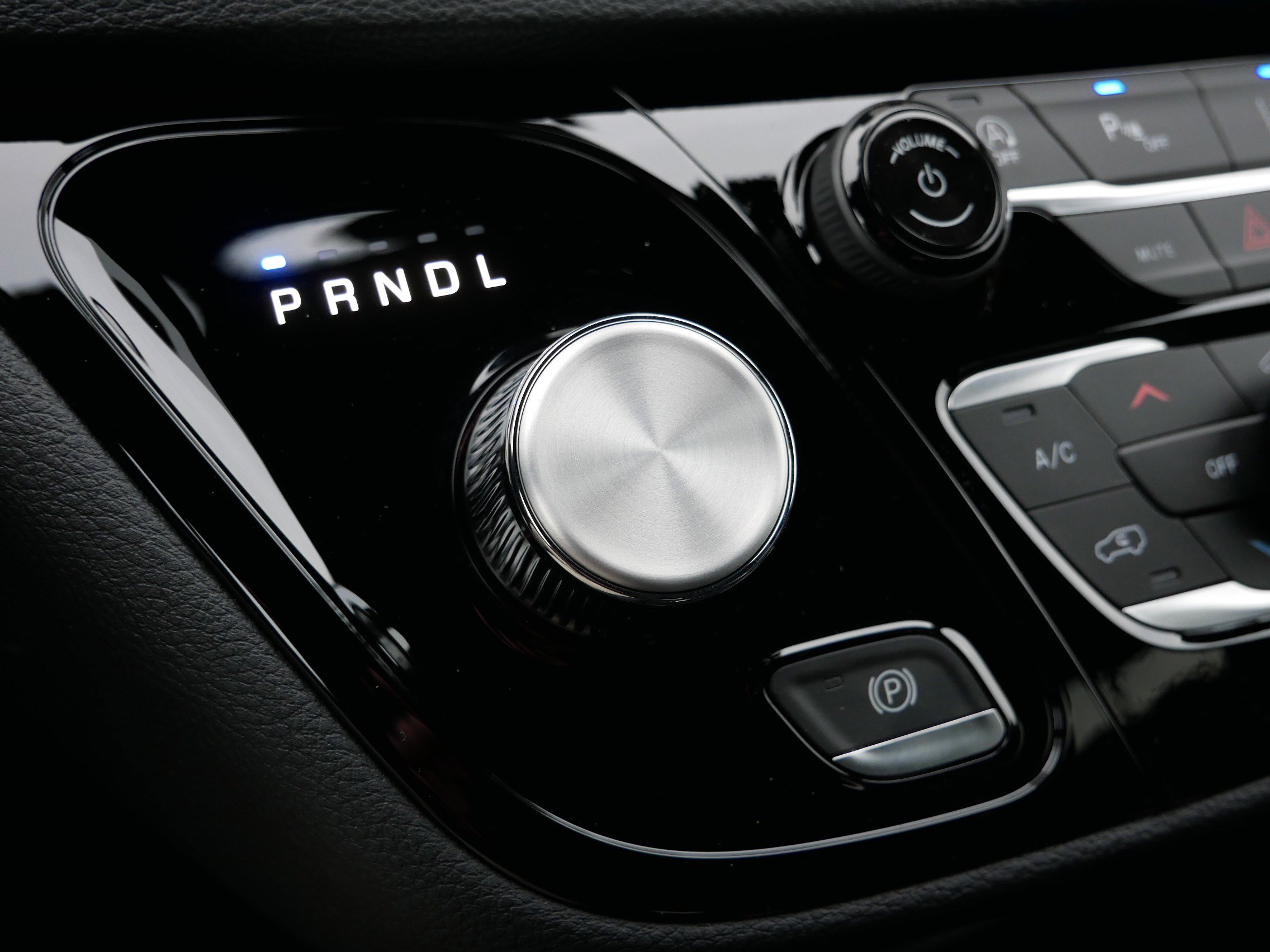 New 2026 Chrysler Pacifica Select image 16