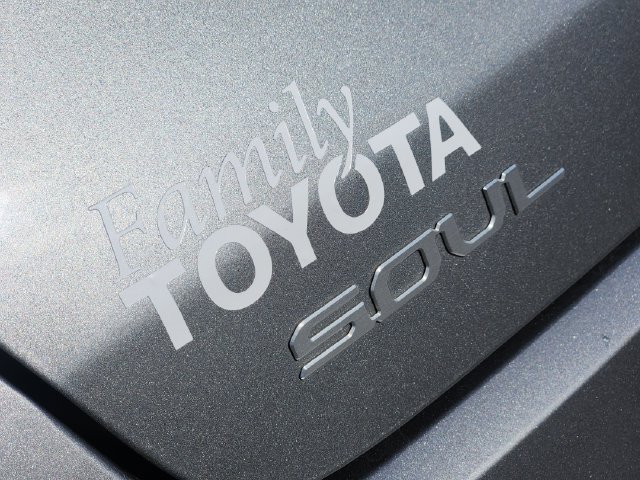 Used 2023 Kia Soul LX FWD image 9