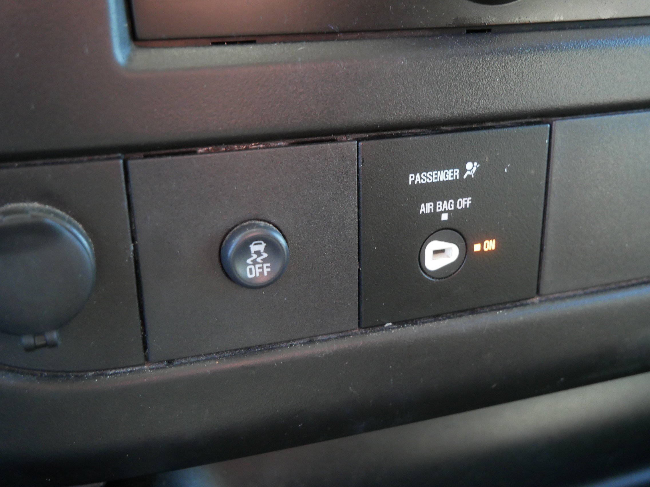Used 2017 Chevrolet Express 2500 RWD image 29