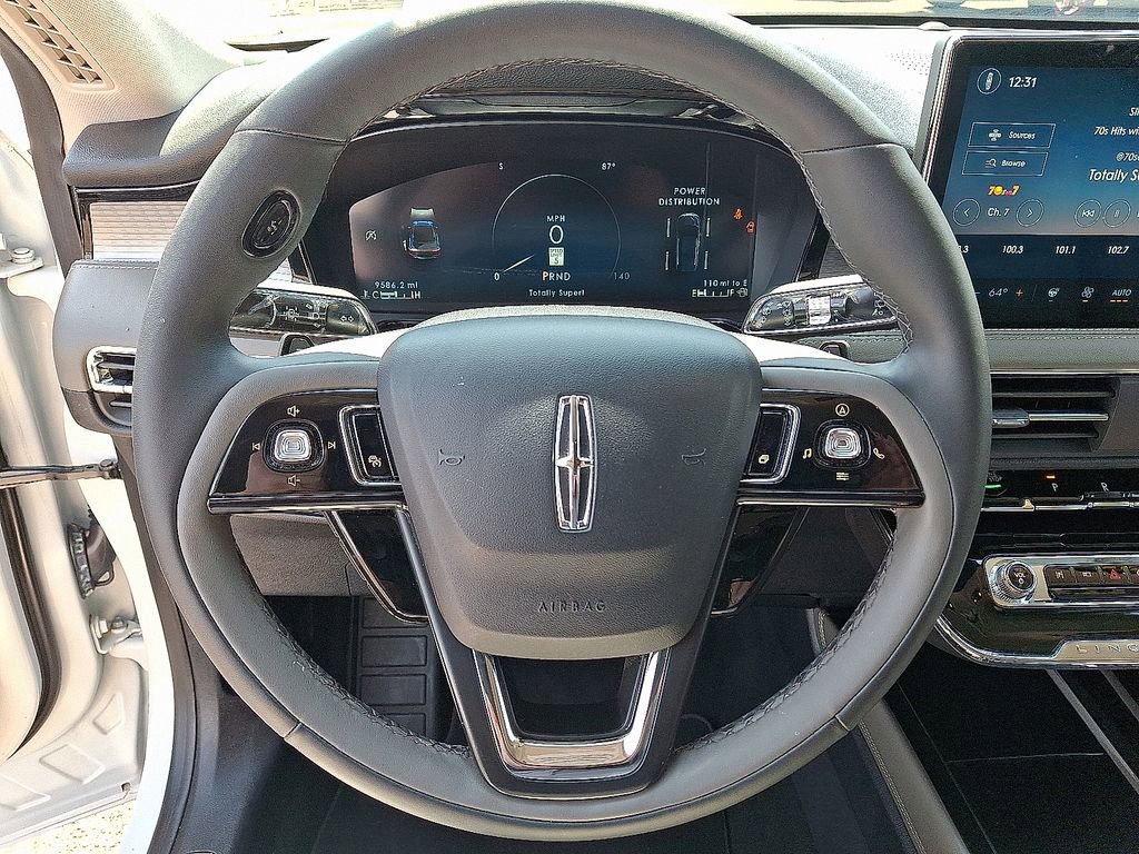 Used 2023 Lincoln Corsair AWD w/ Equipment Group 101A image 19