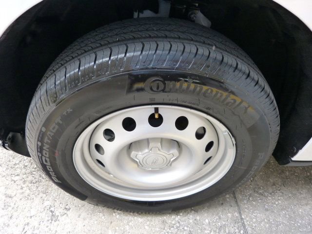 Used 2025 Ford Maverick XL w/ Equipment Group 102A image 37