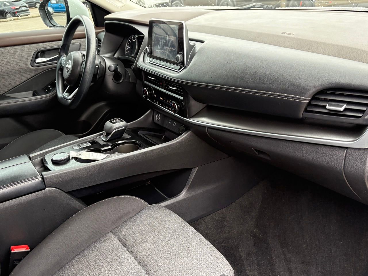 Certified 2023 Nissan Rogue SV image 35