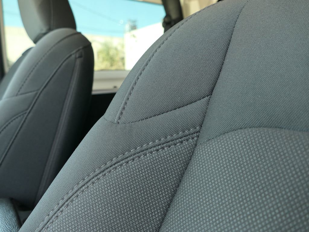 Used 2022 Jeep Wrangler Sport S image 12