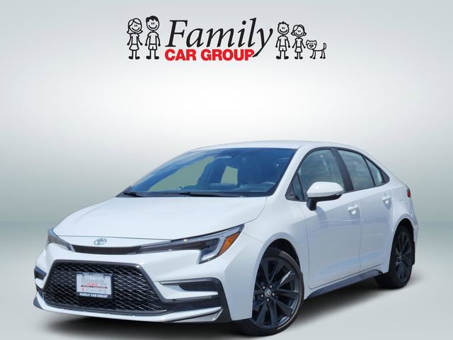 Used 2025 Toyota Corolla SE FWD image 1