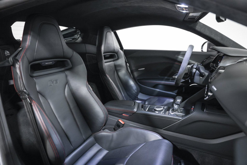 Used 2018 Audi R8 V10 plus AWD/4WD image 25