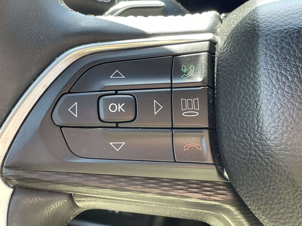 Certified 2023 Jeep Grand Cherokee L Laredo AWD/4WD image 30