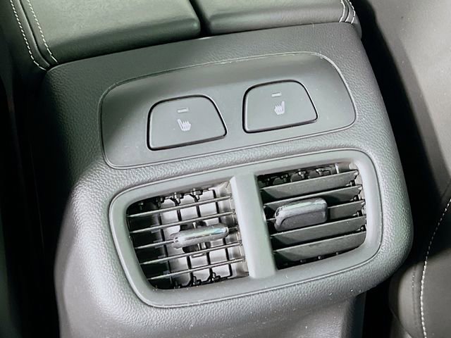 Used 2022 Buick Envision Avenir w/ Technology Package II image 27