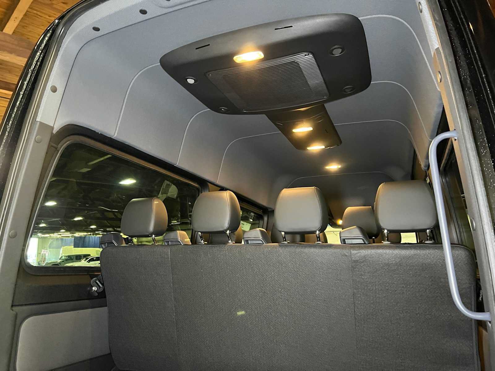 Used 2025 Mercedes-Benz Sprinter 2500 image 19