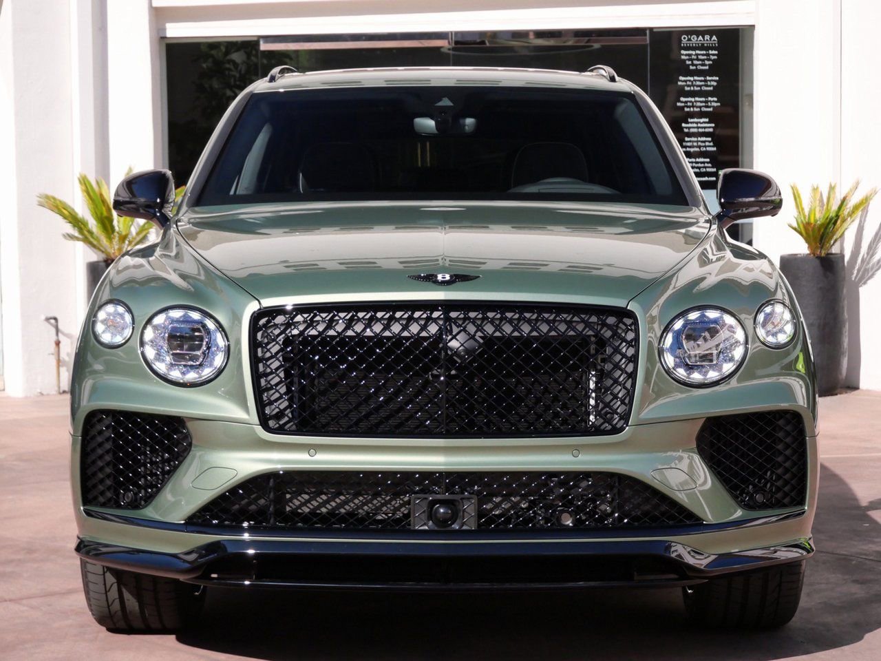 Used 2025 Bentley Bentayga AWD/4WD image 10