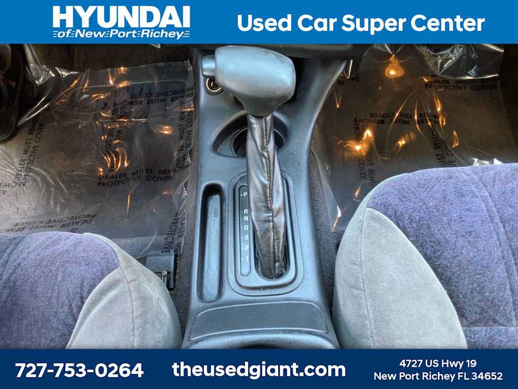 Used 2000 Chevrolet Monte Carlo LS w/ Preferred Equipment Group 1 FWD image 19