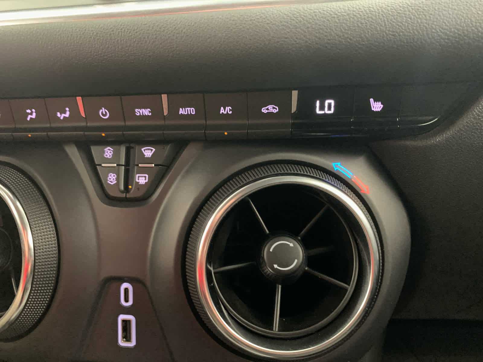 Used 2024 Chevrolet Blazer LT w/ Convenience Package image 30