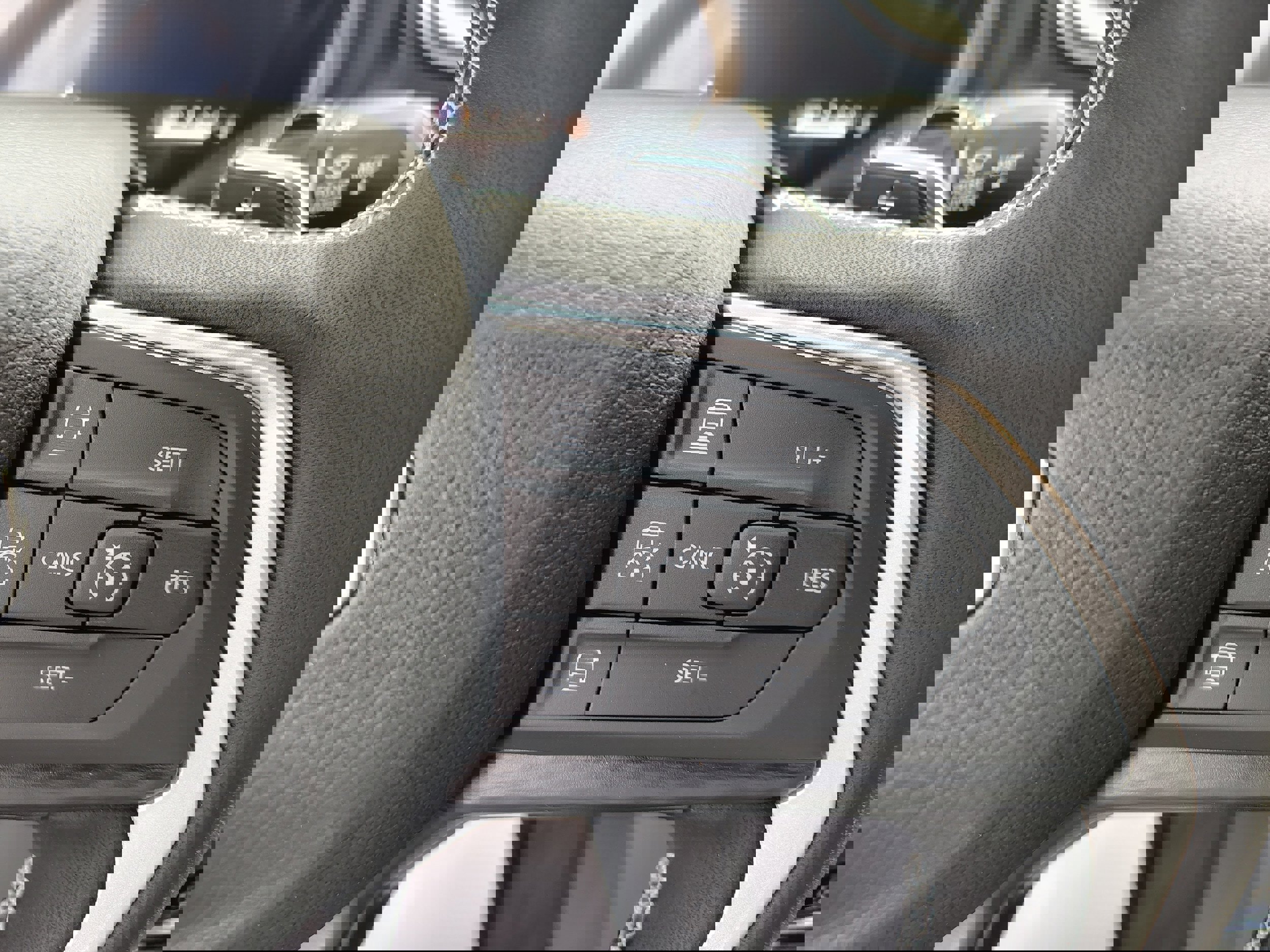 New 2025 Jeep Grand Cherokee Laredo X w/ Luxury Tech Group I image 35