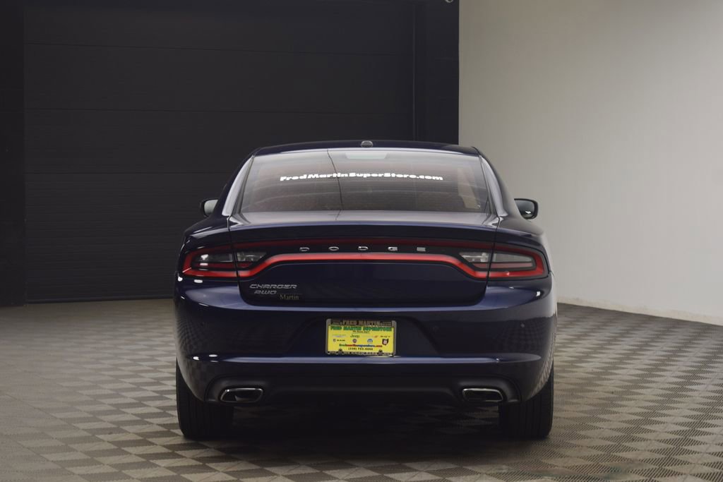 Used 2015 Dodge Charger SE w/ Popular Equipment Group image 7