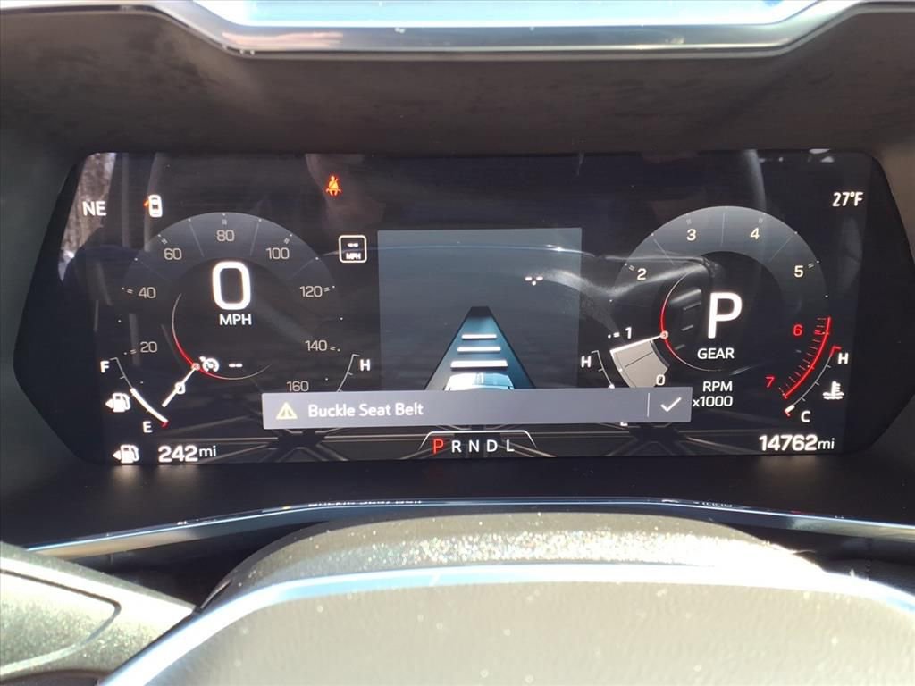 Used 2024 GMC Canyon Elevation image 27