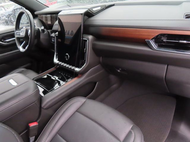 Certified 2025 GMC Yukon XL Denali image 39