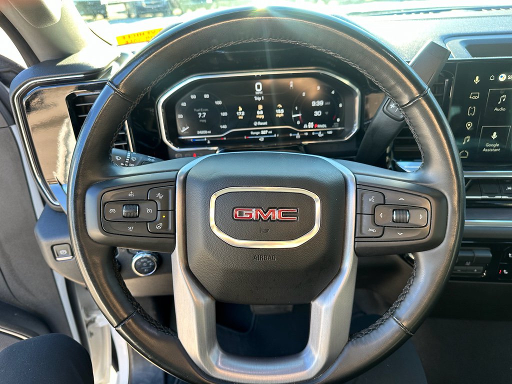 Used 2025 GMC Sierra 1500 SLT AWD/4WD image 11