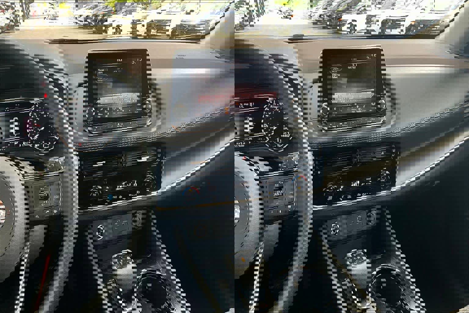 Certified 2022 Nissan Rogue SV image 7