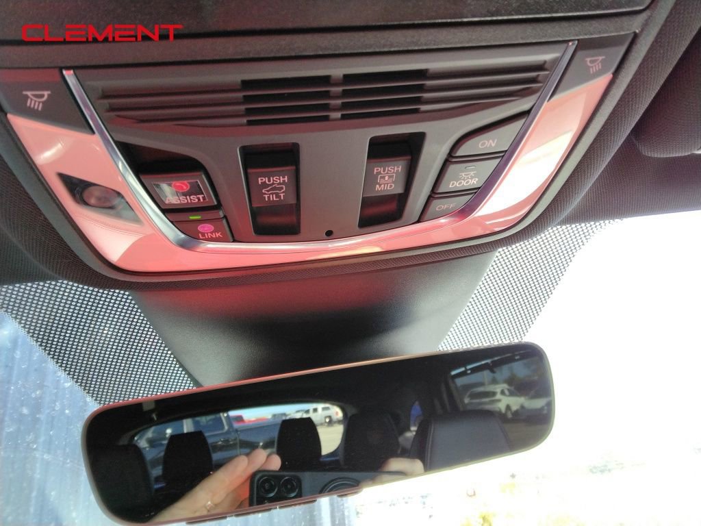 Used 2022 Acura MDX A-Spec image 18