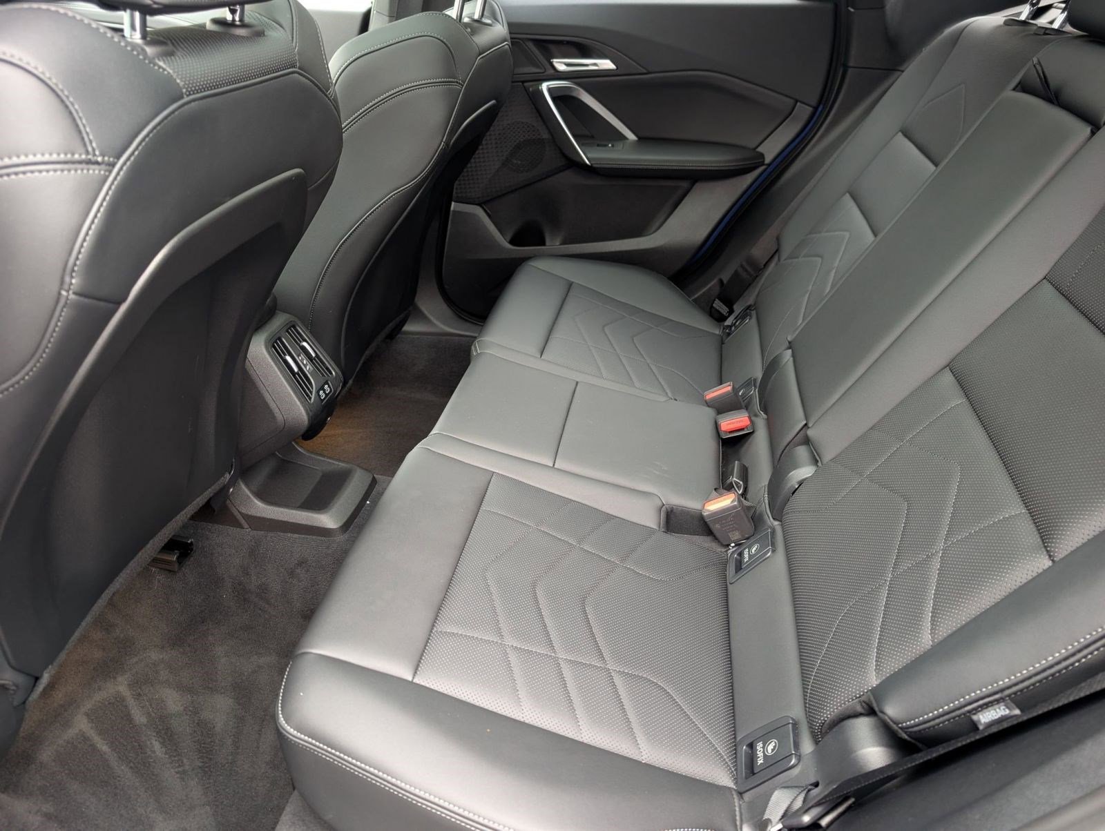 Used 2025 BMW X1 xDrive28i w/ Technology Package image 26