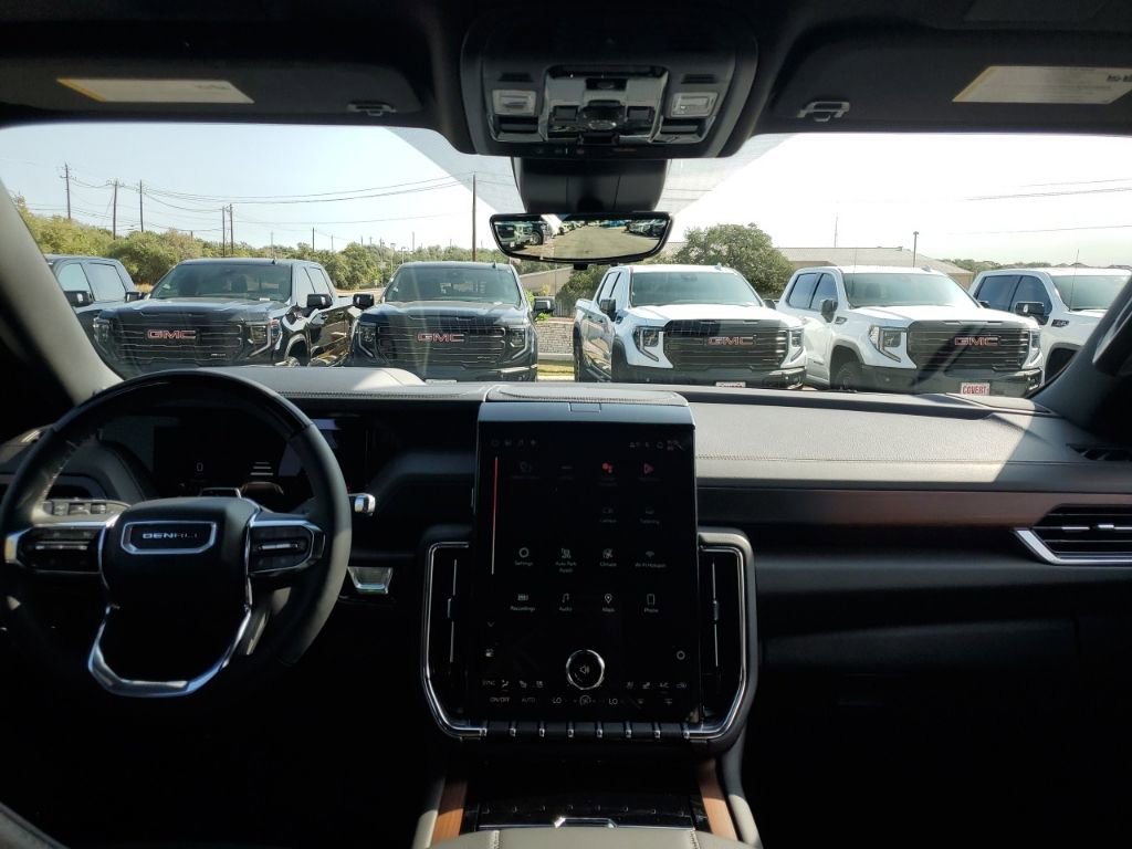 New 2026 GMC Yukon Denali w/ Denali Reserve Package image 26