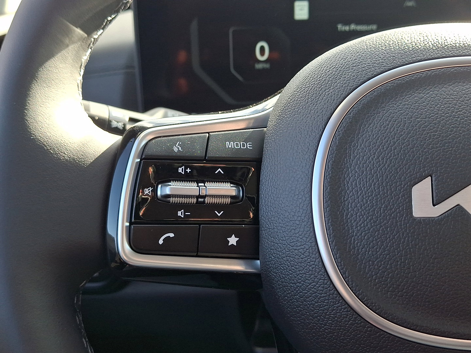 New 2026 Kia Carnival SX Prestige FWD image 21