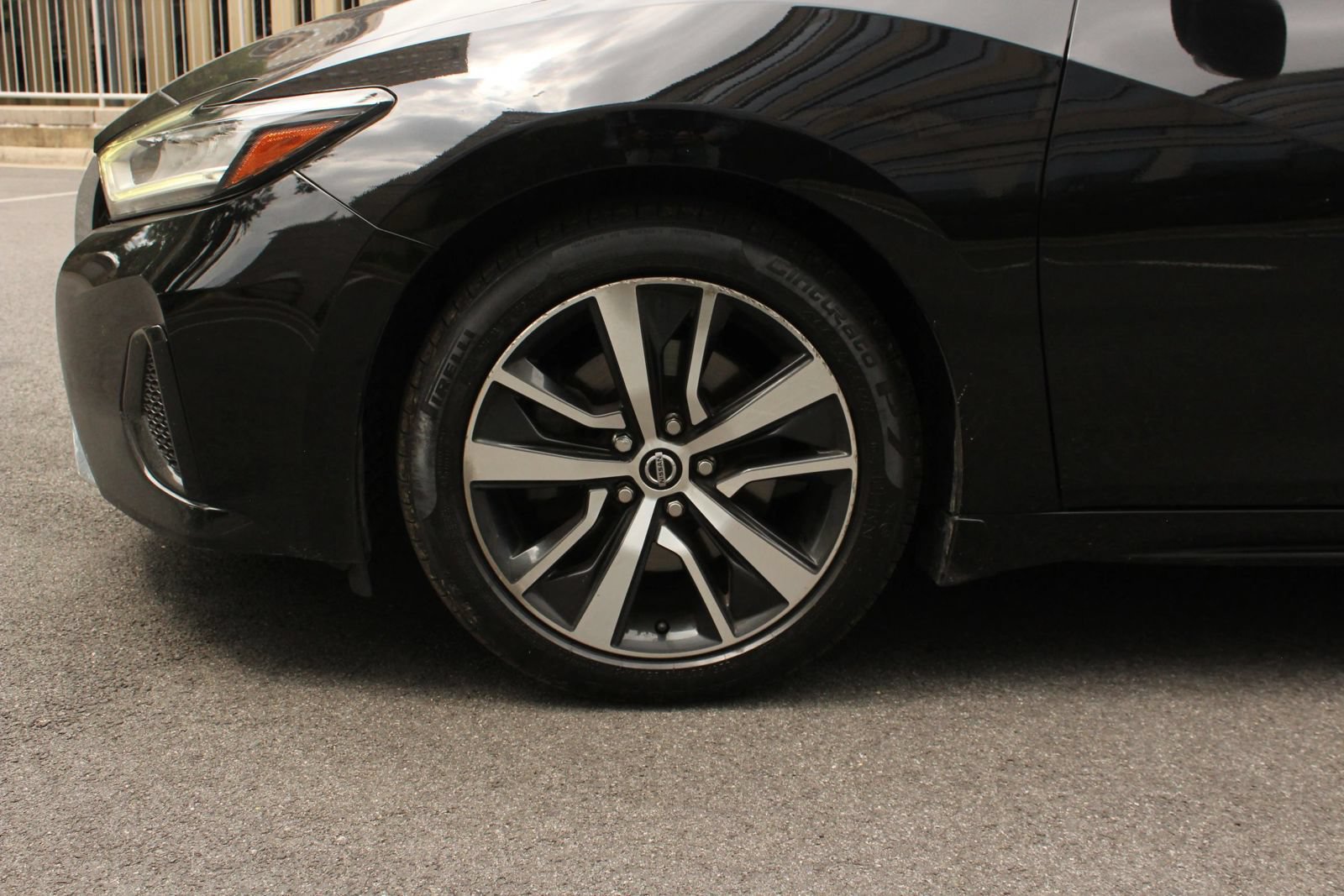 Used 2019 Nissan Maxima 3.5 SV w/ Floor Mat Group FWD image 11