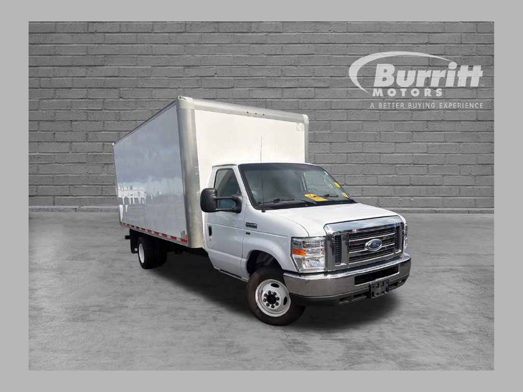 Used 2019 Ford E-450 and Econoline 450 Super Duty w/ Exterior Upgrade Package