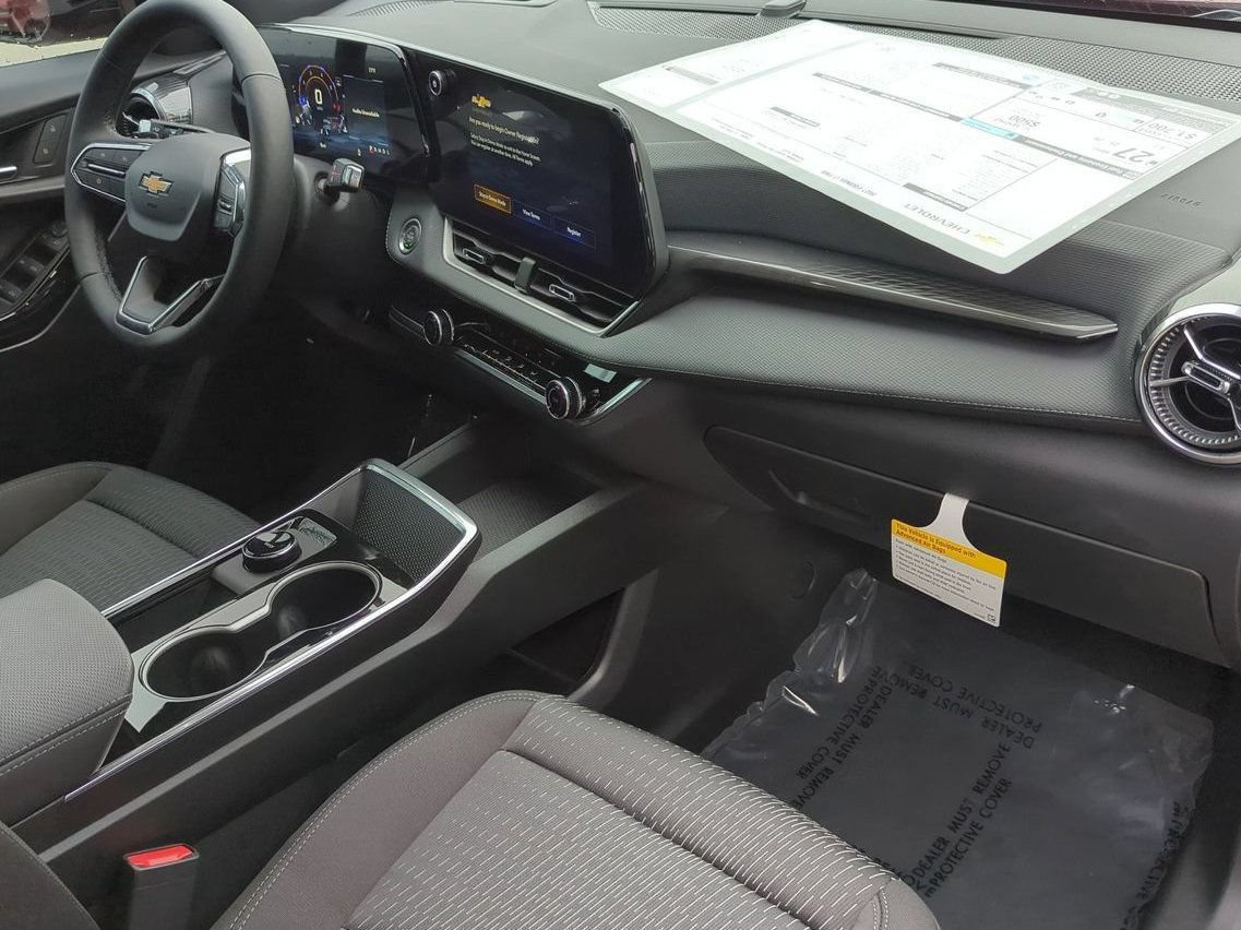 New 2027 Chevrolet Equinox LT FWD image 24