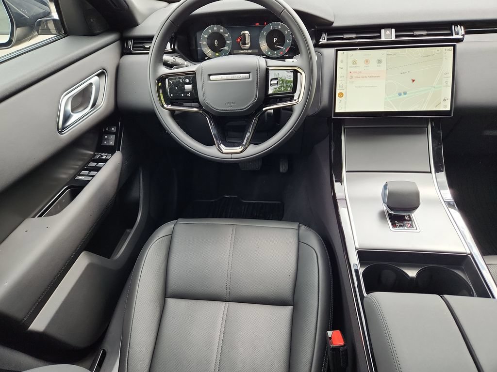 Used 2026 Land Rover Range Rover Velar S AWD/4WD image 4