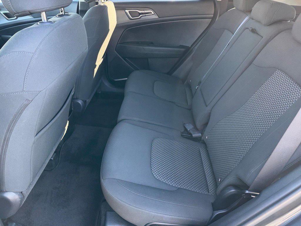 Used 2024 Kia Sportage LX image 10