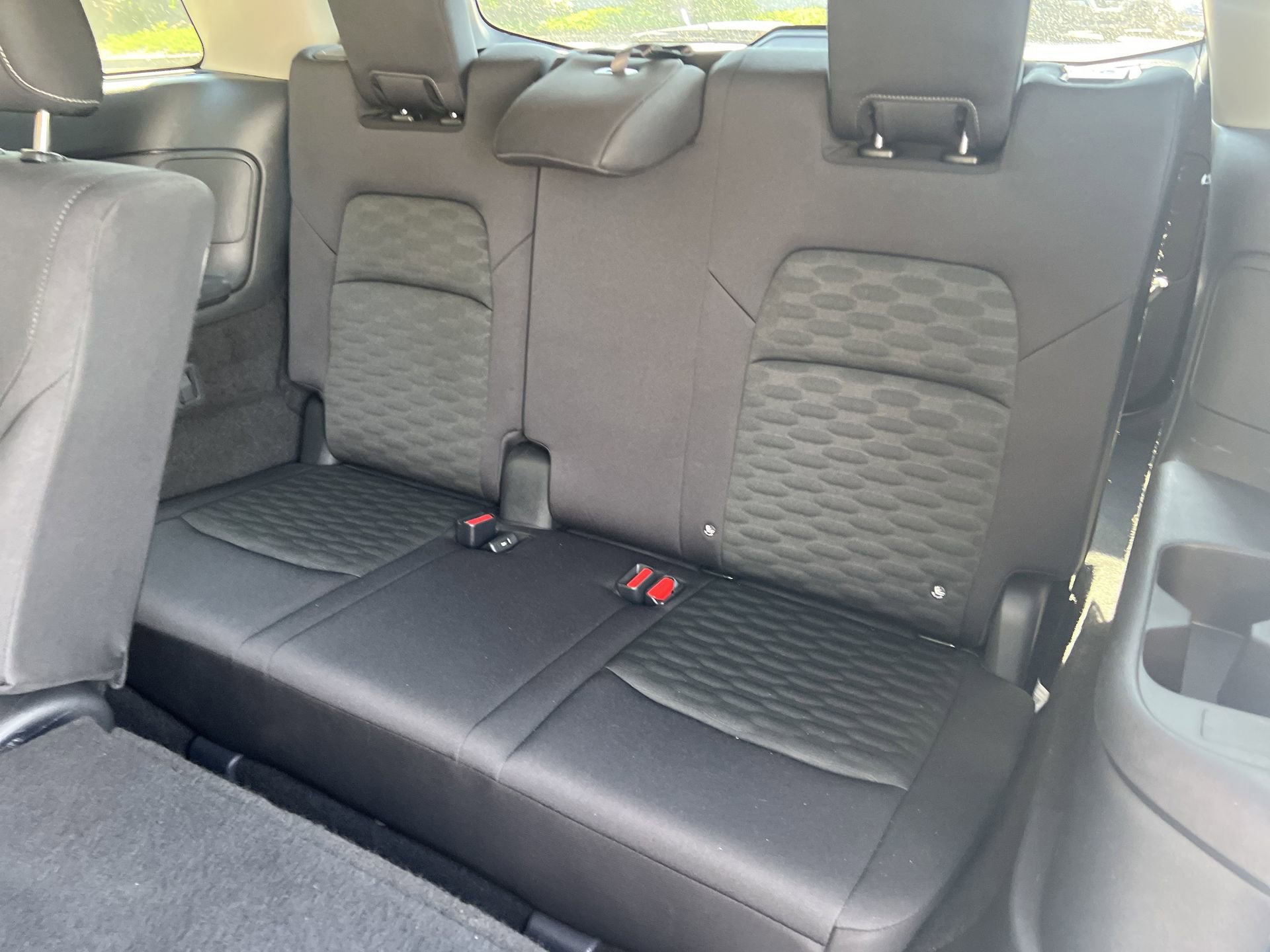 Used 2024 Nissan Pathfinder SV FWD image 19