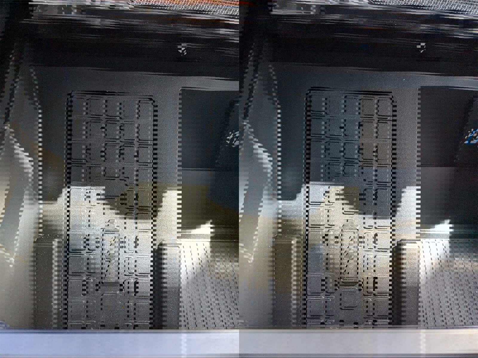 New 2025 Ford F350 Lariat w/ Lariat Ultimate Package image 46