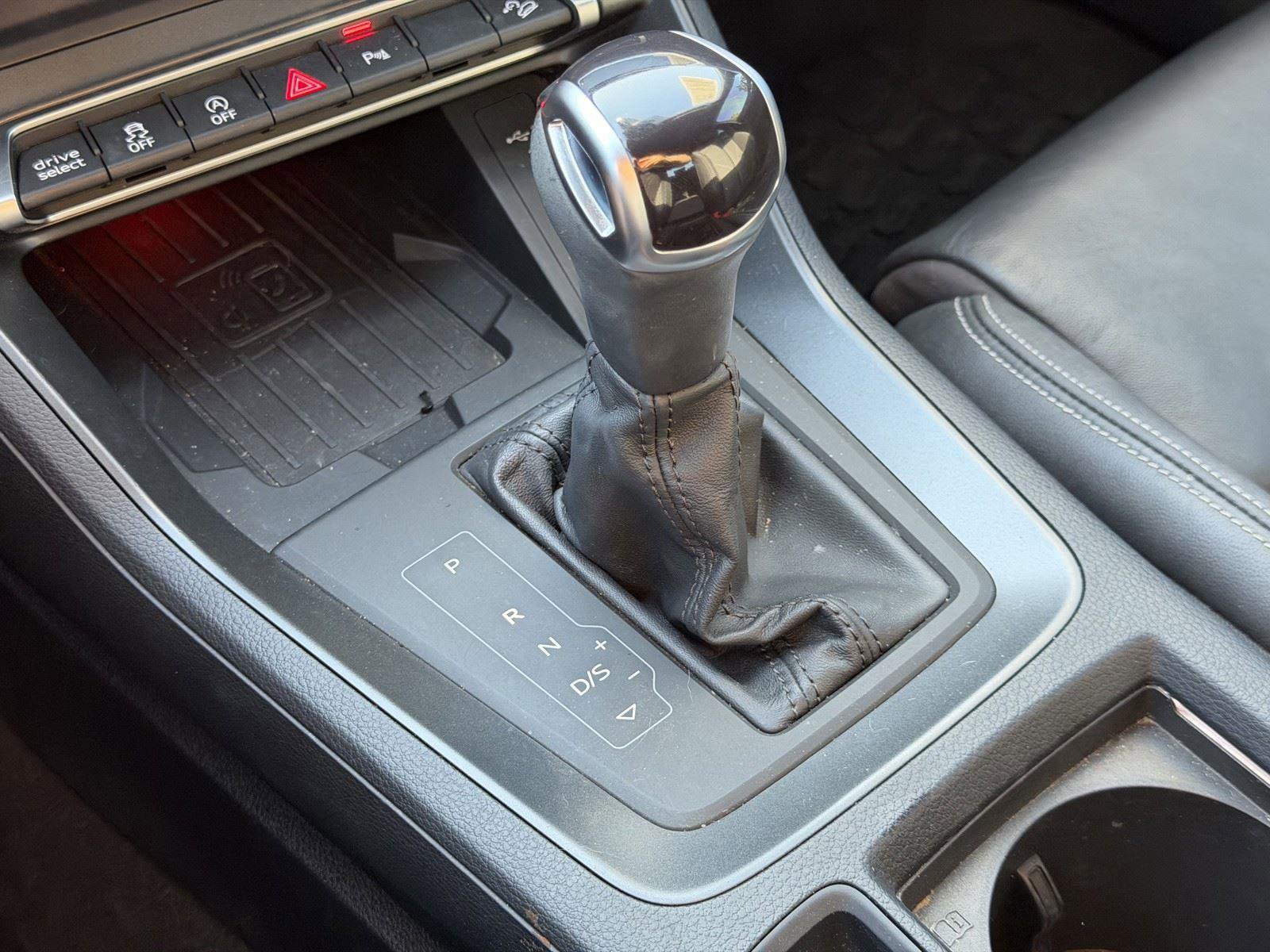 Used 2023 Audi Q3 2.0T Premium Plus w/ Premium Plus Package image 11