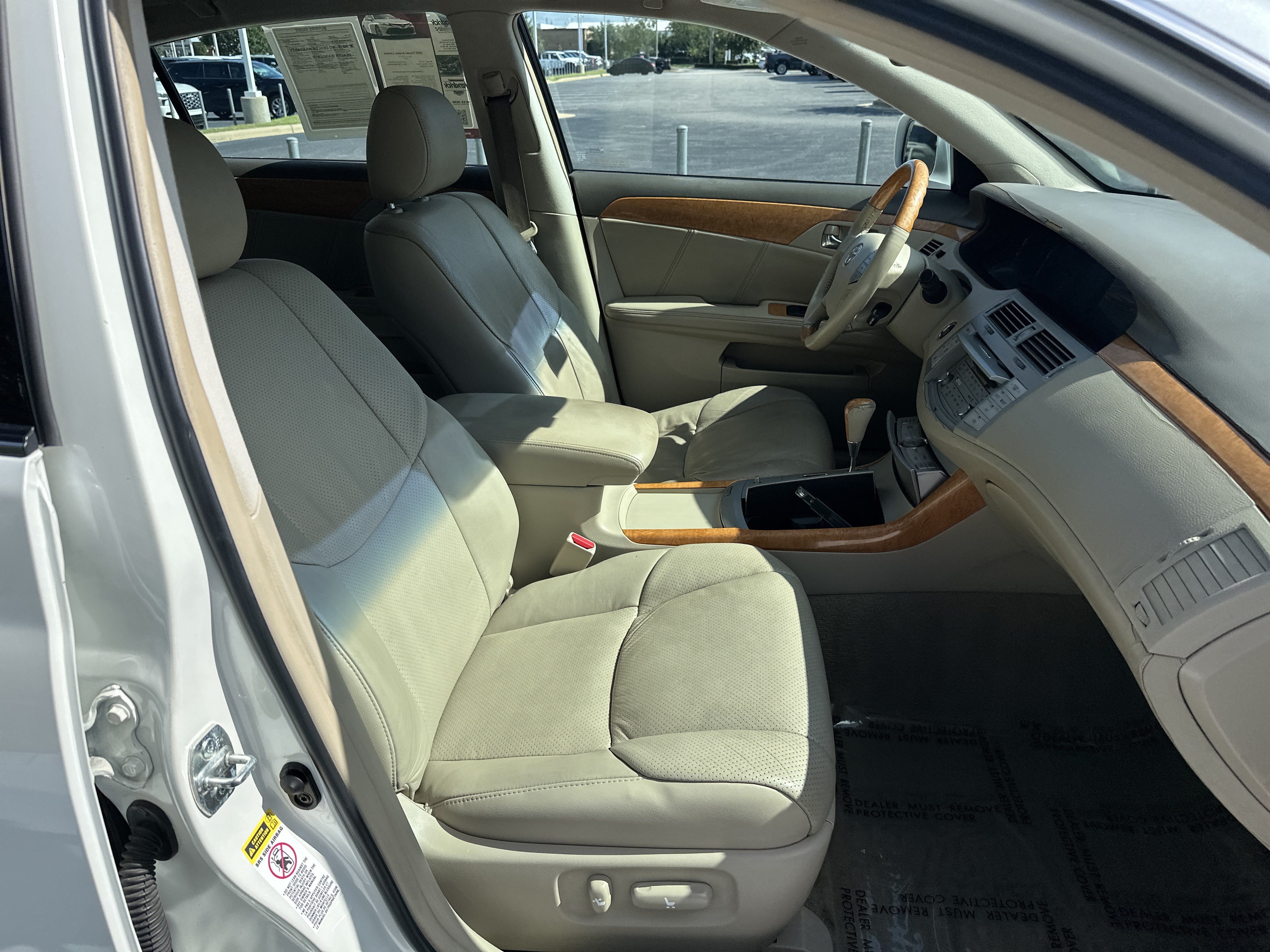 Used 2005 Toyota Avalon Limited FWD image 33