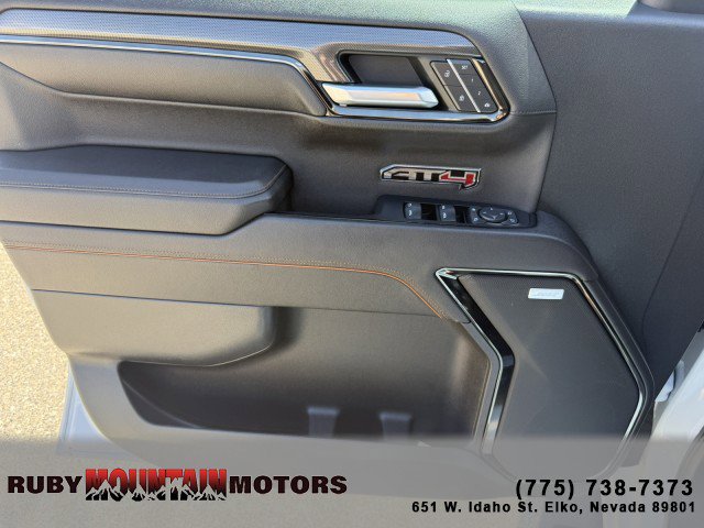 Used 2023 GMC Sierra 1500 AT4 w/ Technology Package AWD/4WD image 16