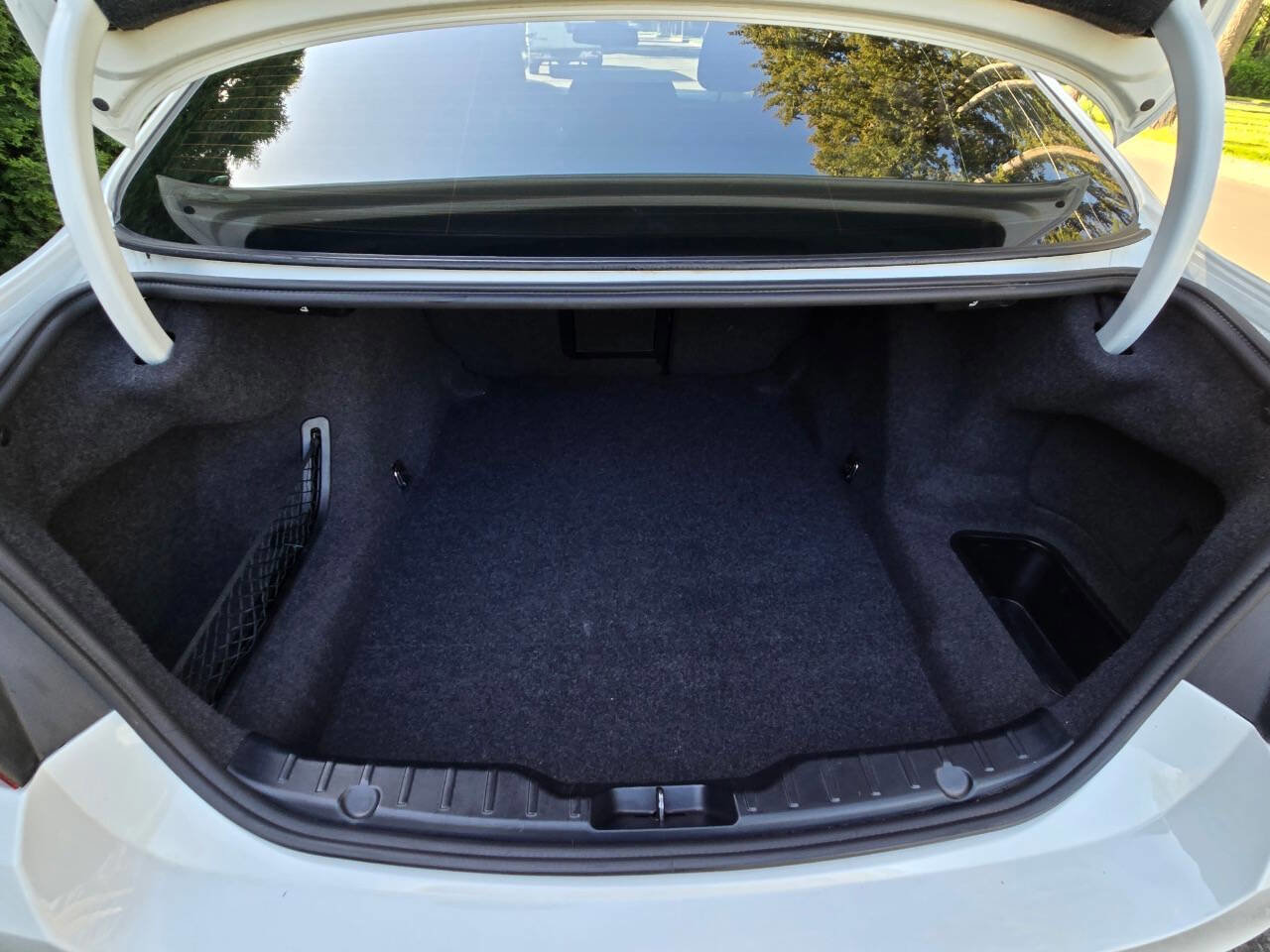 Used 2014 BMW 535d Sedan image 17