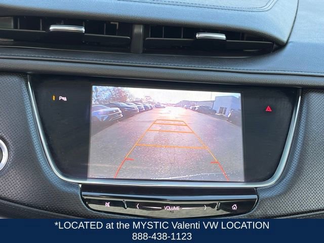 Used 2017 Cadillac XT5 Luxury w/ Driver Awareness Package image 38