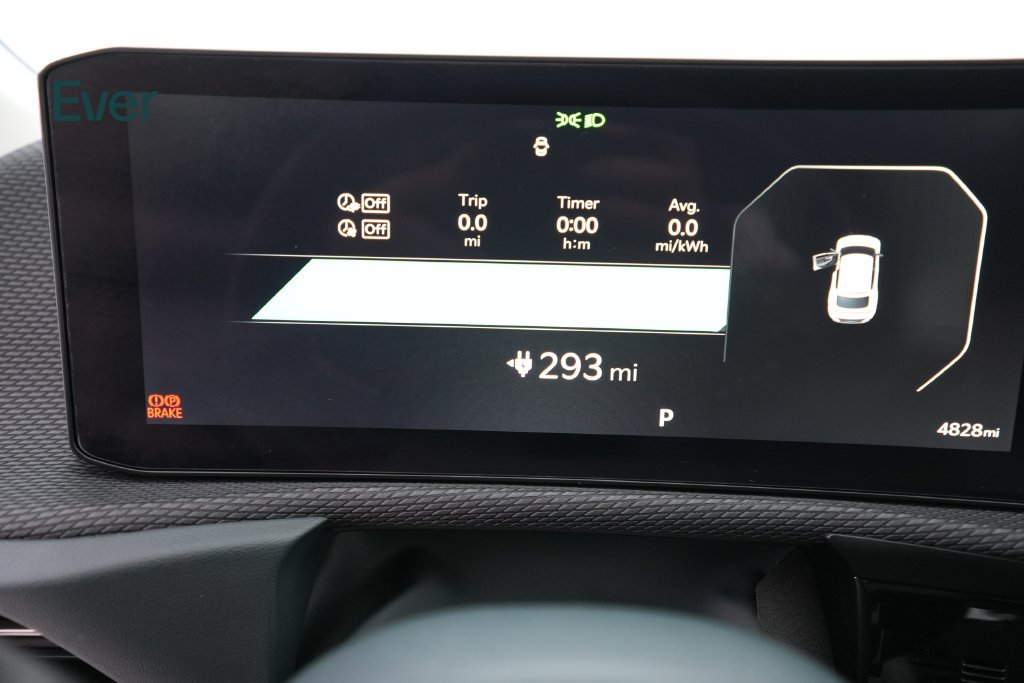 Used 2025 Kia EV6 Wind RWD image 7