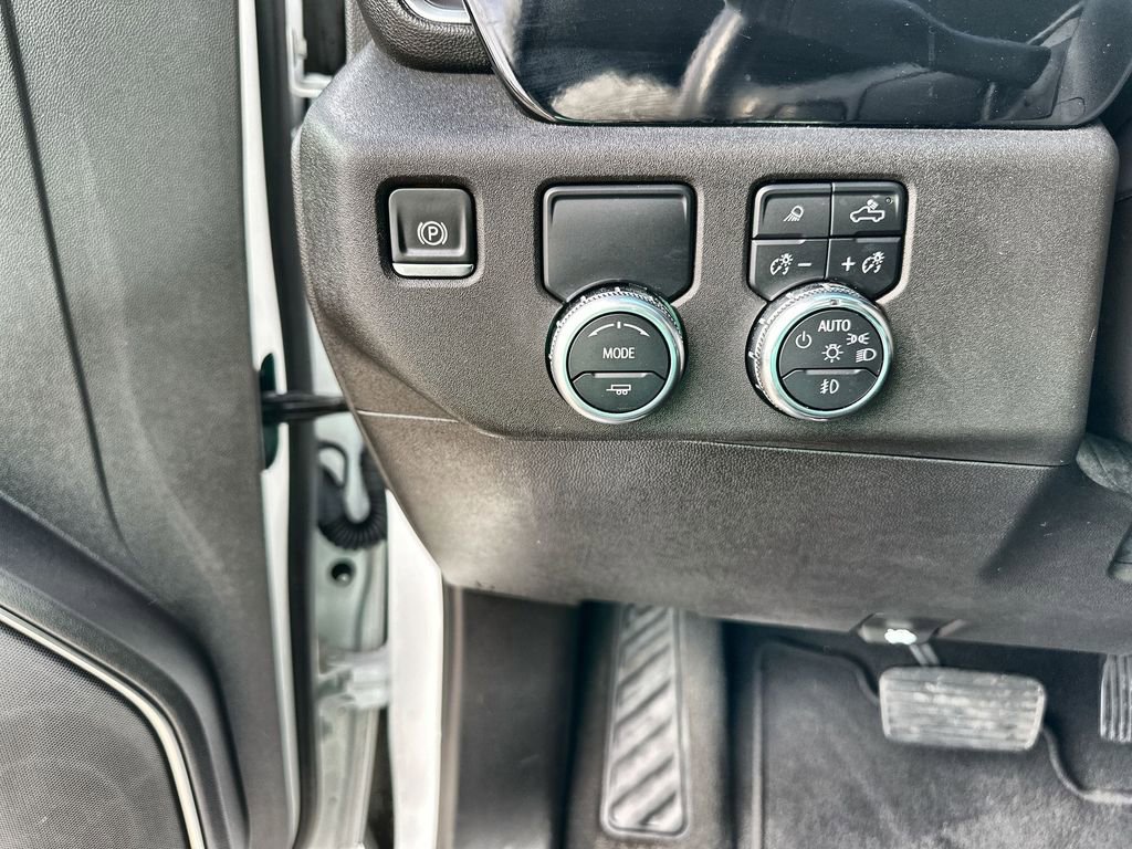 Certified 2024 GMC Sierra 1500 SLT image 18