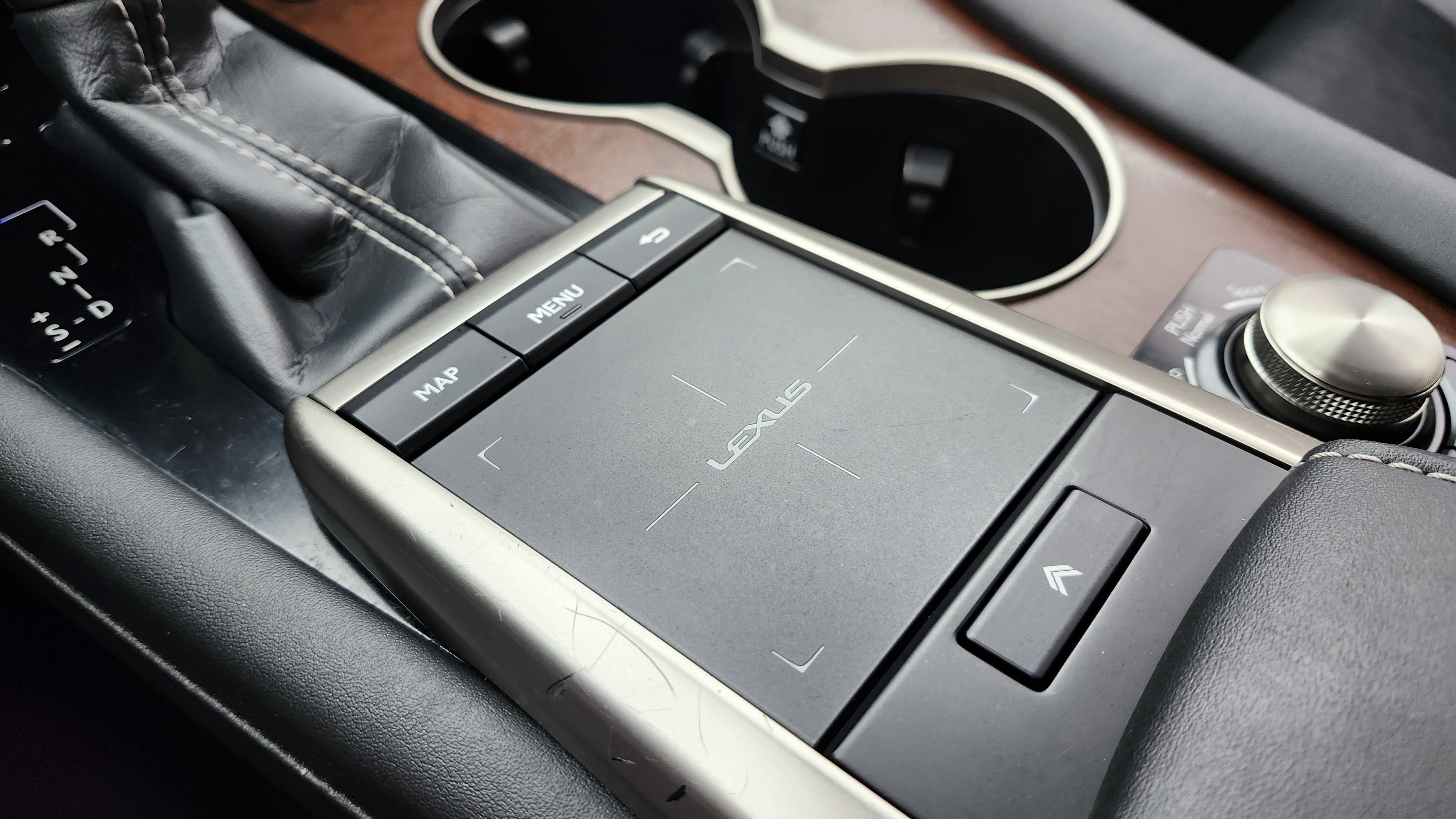 Used 2022 Lexus RX 450hL AWD w/ Premium Package image 13