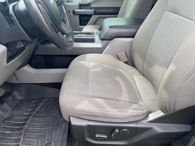 Used 2017 Ford F150 XLT w/ Equipment Group 302A Luxury AWD/4WD image 11