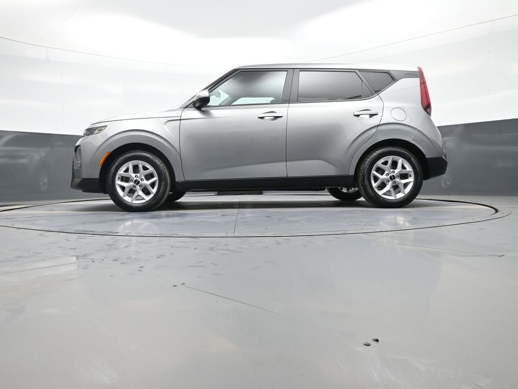 Certified 2022 Kia Soul LX w/ Technology Package image 31