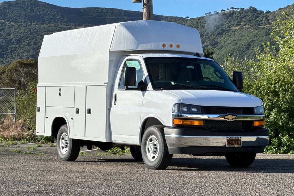 New 2026 Chevrolet Express 3500 w/ Power Convenience Package RWD image 2
