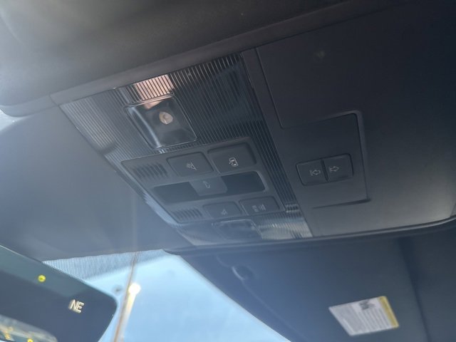 Used 2021 Volkswagen Atlas Cross Sport SEL image 30