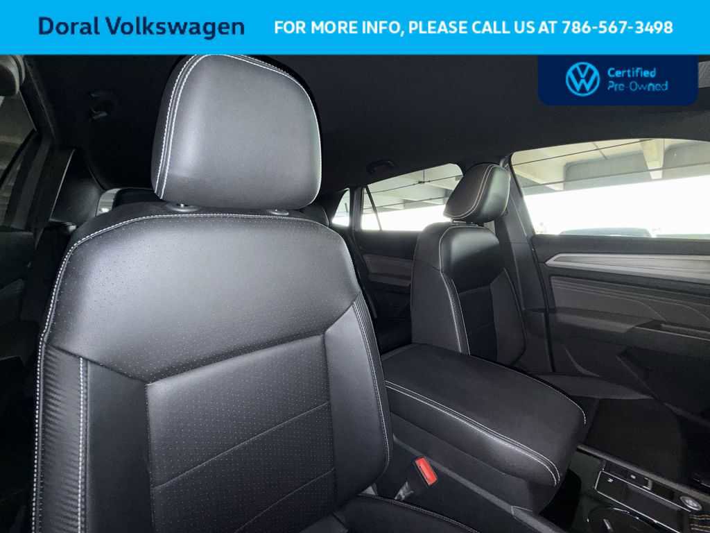 Certified 2023 Volkswagen Atlas Cross Sport SE w/ Black Wheel Package FWD image 27